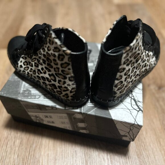 Andia Fora Leopard Print Platform Sneaker Boot - Picture 12 of 12